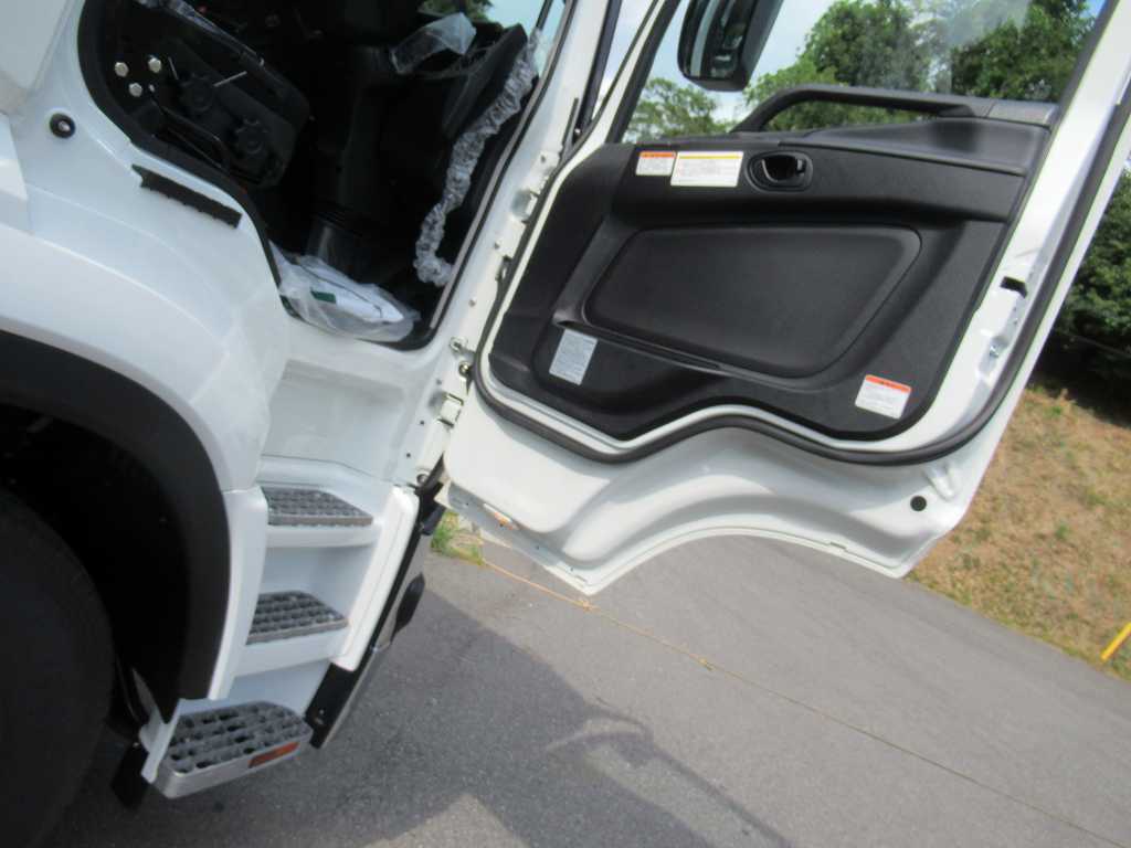 カヤバ MR4451 ドラム容量8.7立米 電動ホッパーカバー|中古トラックの販売・買取・査定のアイナビ