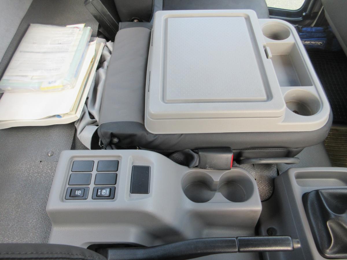 車検付 回転板式 容積8.1m3塵芥車 新明和製 コンドル !|中古トラックの販売・買取・査定のアイナビ