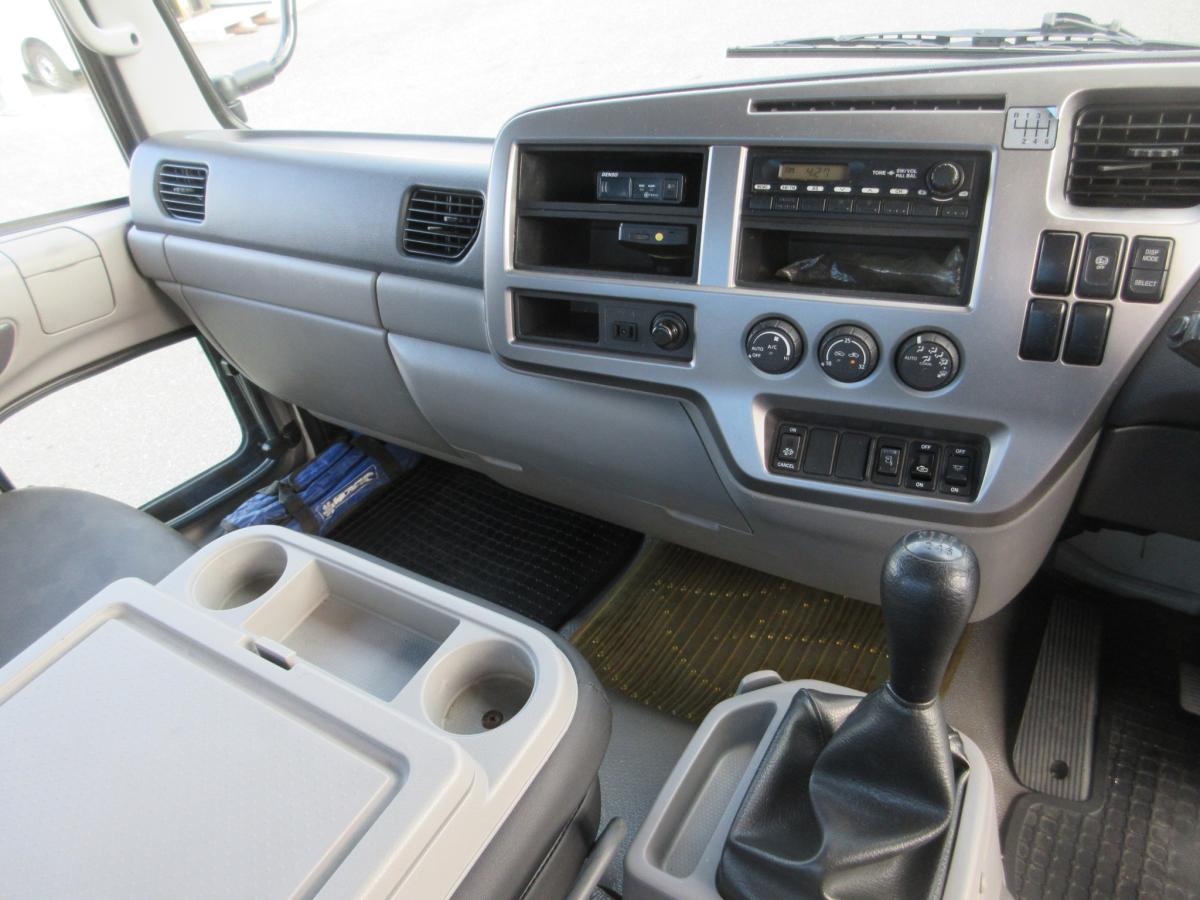 車検付 回転板式 容積8.1m3塵芥車 新明和製 コンドル !|中古トラックの販売・買取・査定のアイナビ