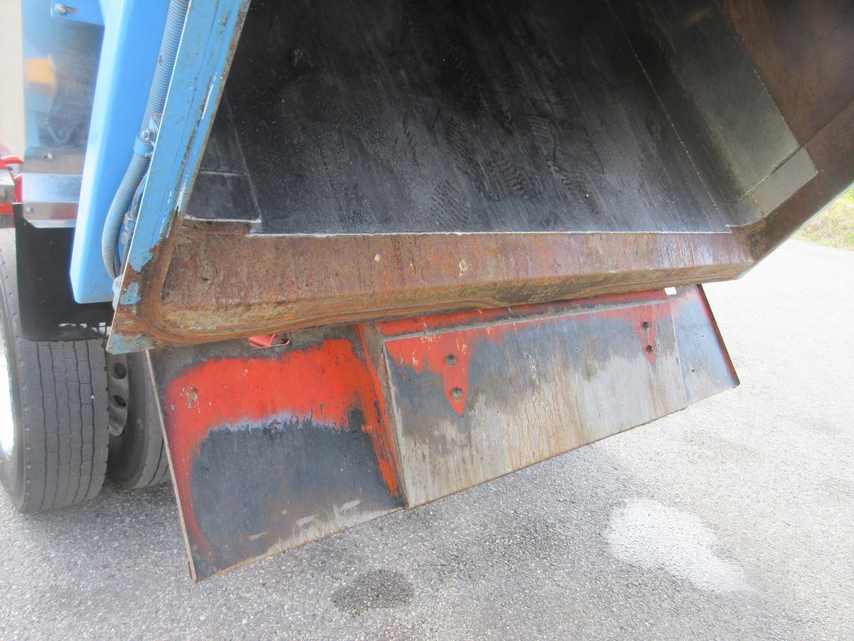 車検付 回転板式 容積8.1m3塵芥車 新明和製 コンドル !|中古トラックの販売・買取・査定のアイナビ