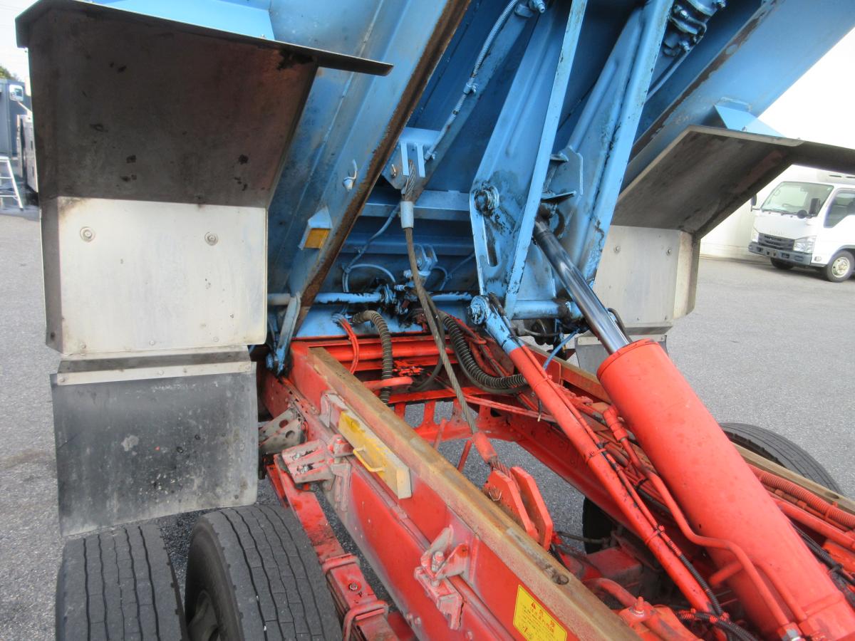 車検付 回転板式 容積8.1m3塵芥車 新明和製 コンドル !|中古トラックの販売・買取・査定のアイナビ