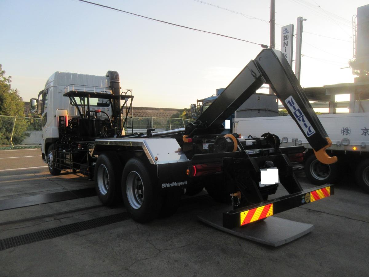 積載10.9トンスーパーグレートハイルーフアームロール|中古トラックの販売・買取・査定のアイナビ