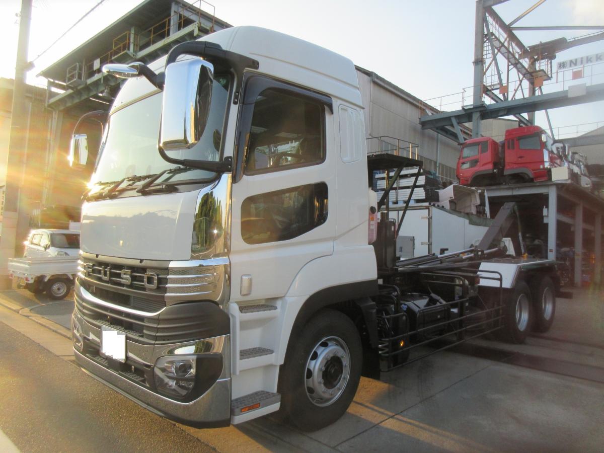 積載10.9トンスーパーグレートハイルーフアームロール|中古トラックの販売・買取・査定のアイナビ