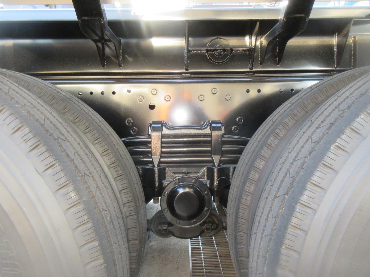 積載10.9トンスーパーグレートハイルーフアームロール|中古トラックの販売・買取・査定のアイナビ