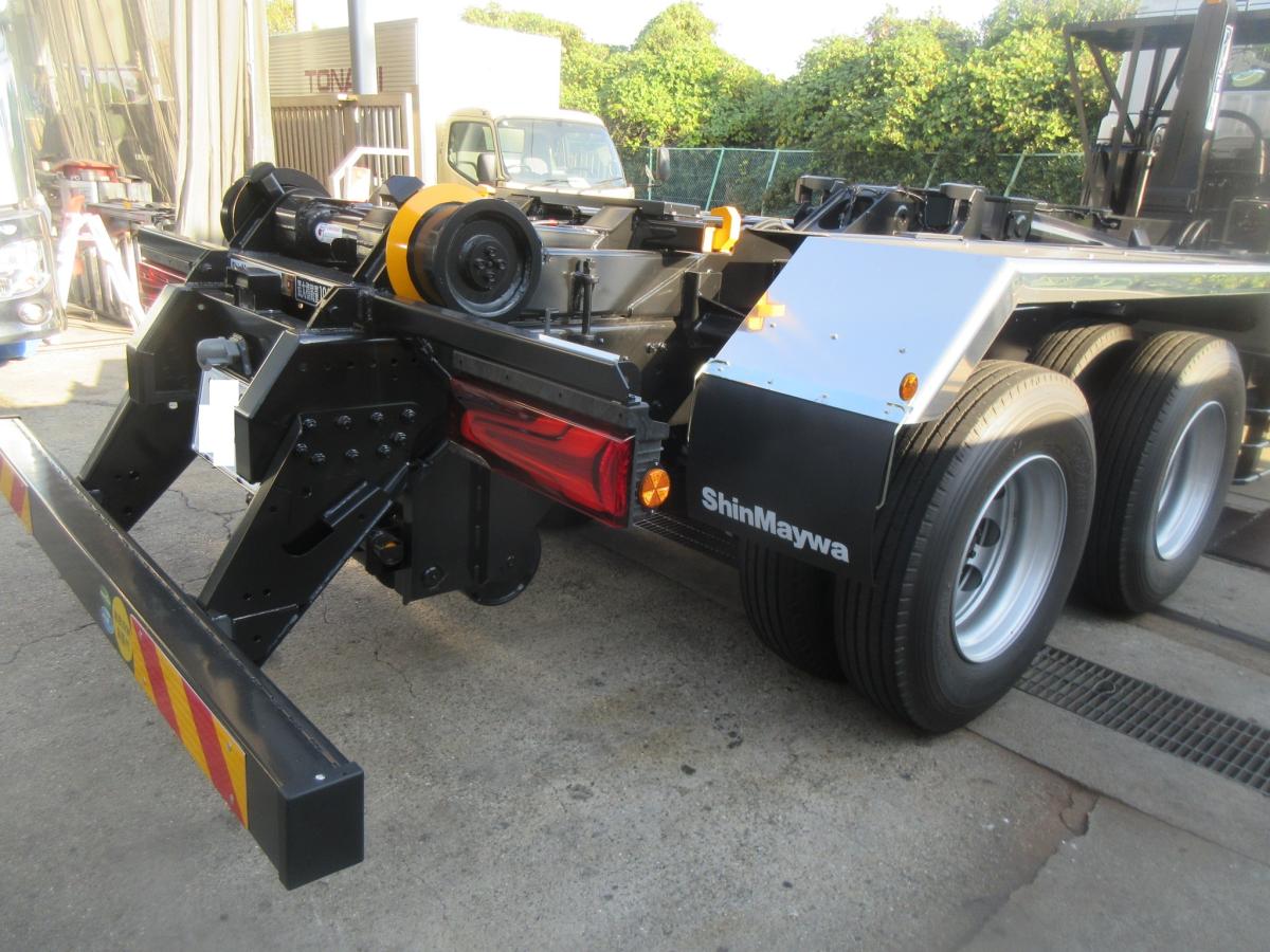 積載10.9トンスーパーグレートハイルーフアームロール|中古トラックの販売・買取・査定のアイナビ