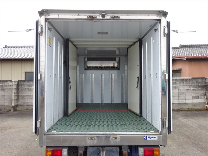 日野デュトロ冷凍バン|中古トラックの販売・買取・査定のアイナビ