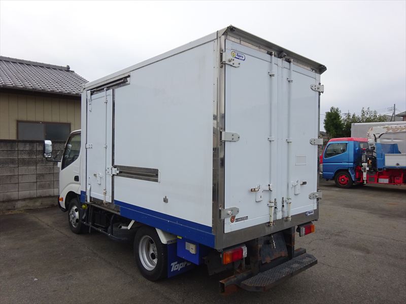 日野デュトロ冷凍バン|中古トラックの販売・買取・査定のアイナビ