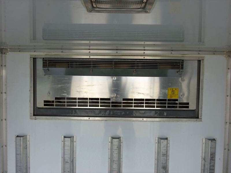 日野デュトロ冷凍バン|中古トラックの販売・買取・査定のアイナビ