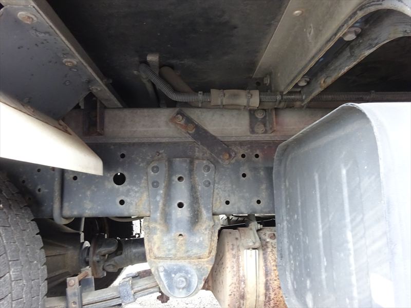 日野デュトロ冷凍バン|中古トラックの販売・買取・査定のアイナビ