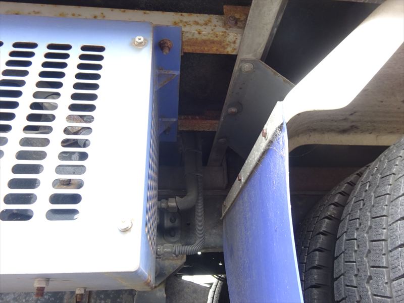 日野デュトロ冷凍バン|中古トラックの販売・買取・査定のアイナビ