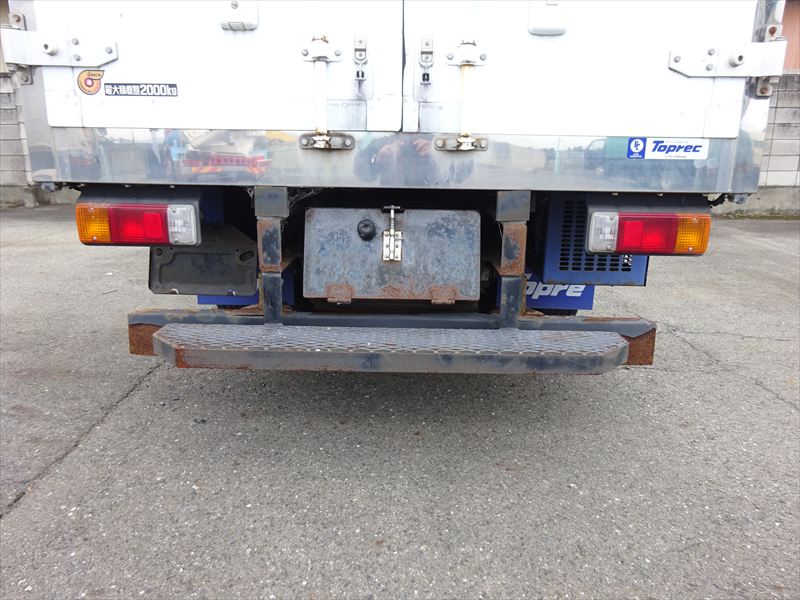 日野デュトロ冷凍バン|中古トラックの販売・買取・査定のアイナビ