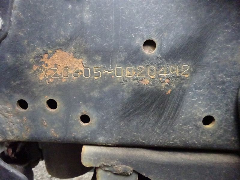 日野デュトロ冷凍バン|中古トラックの販売・買取・査定のアイナビ