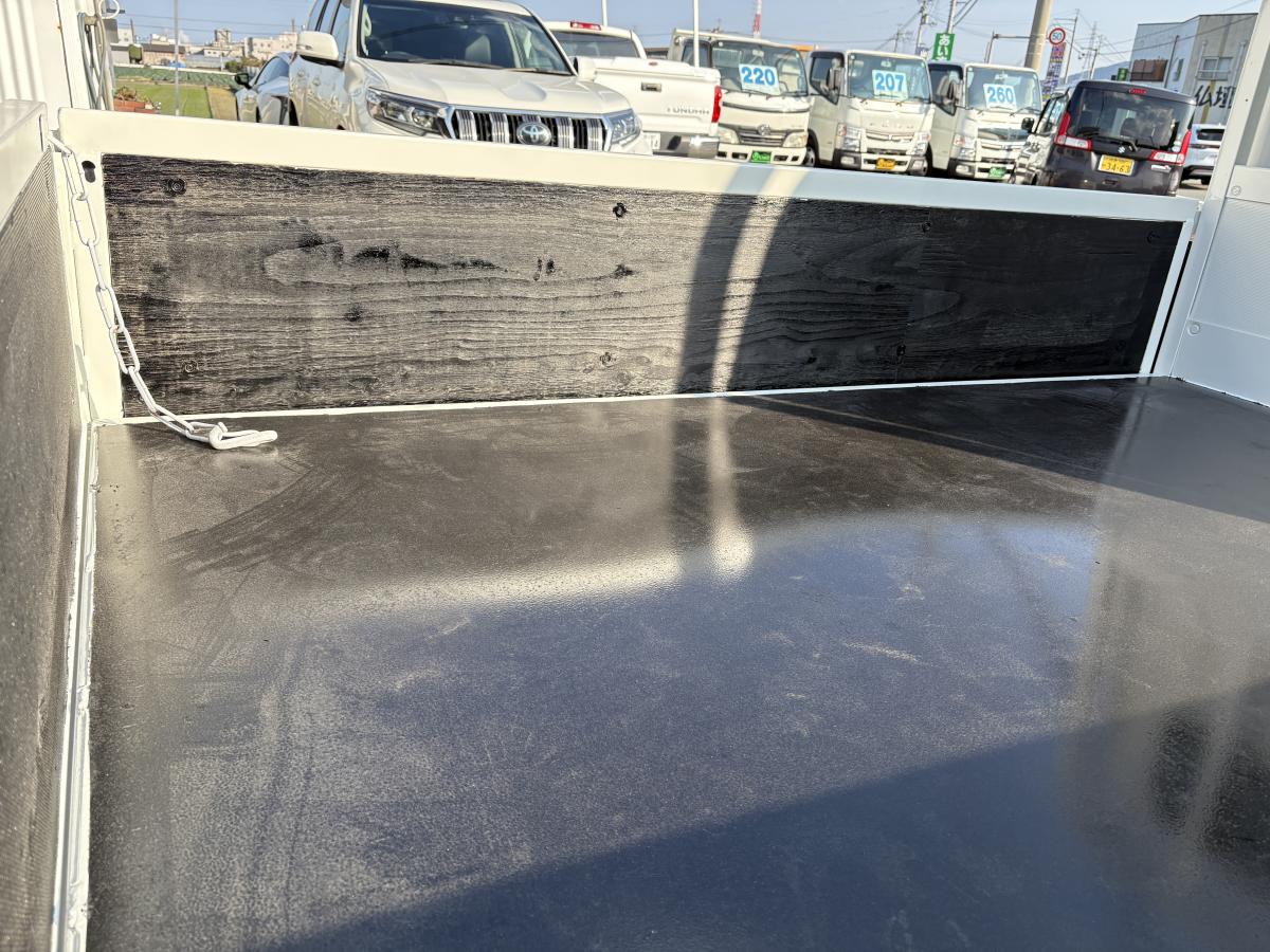 H16ダイナWキャブ ディーゼル|中古トラックの販売・買取・査定のアイナビ