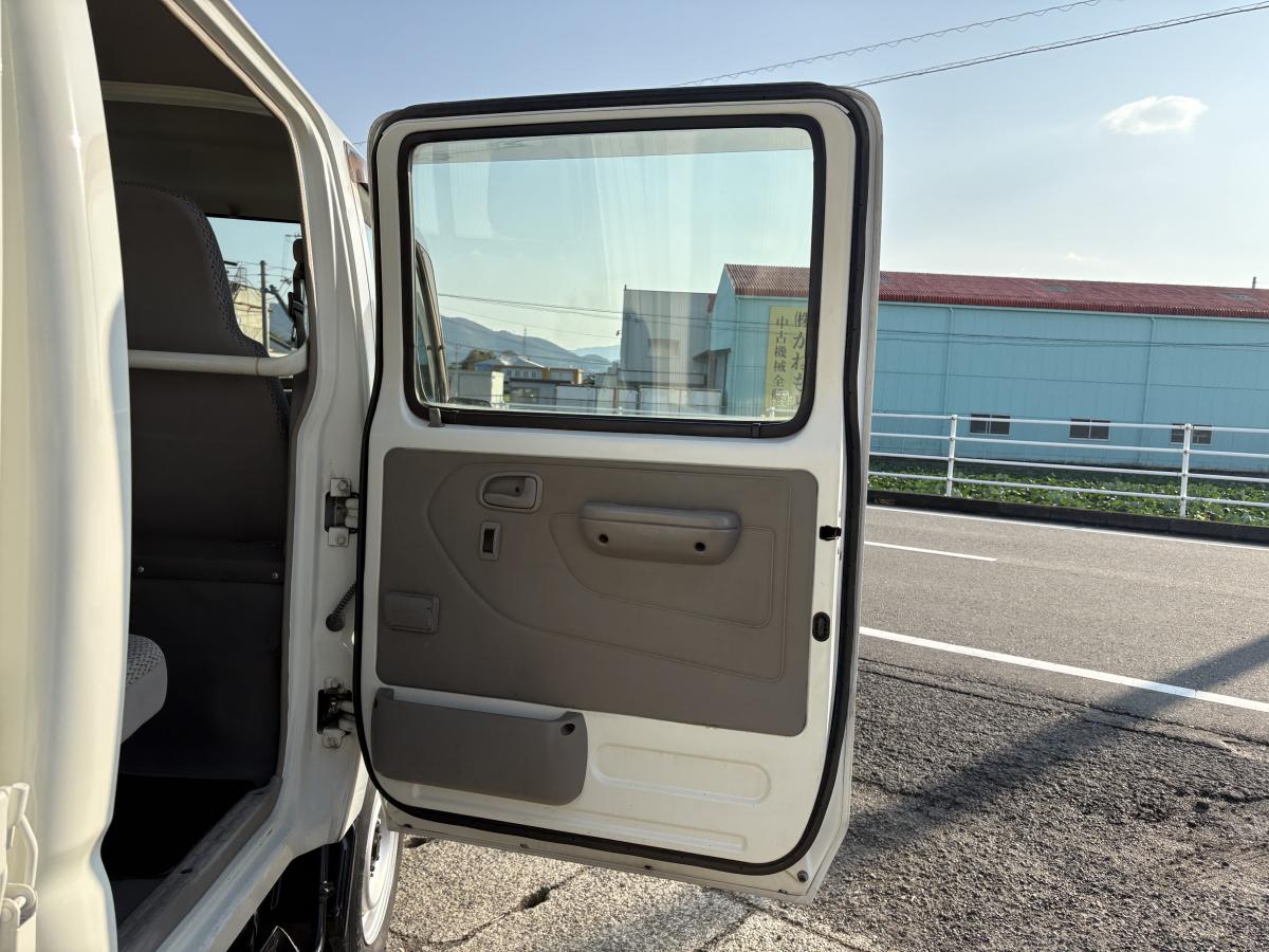 H16ダイナWキャブ ディーゼル|中古トラックの販売・買取・査定のアイナビ