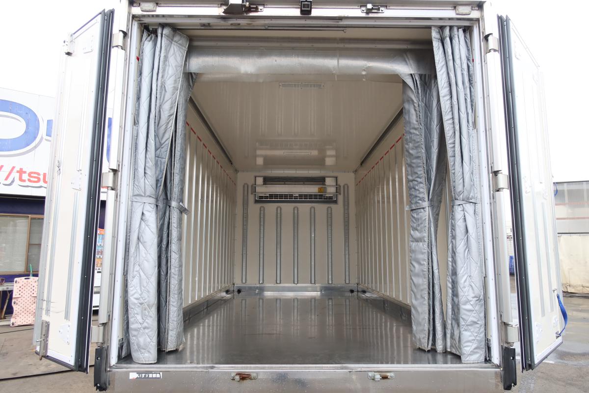 ワイドロング 冷蔵冷凍車 東プレ-5℃ AT車|中古トラックの販売・買取・査定のアイナビ