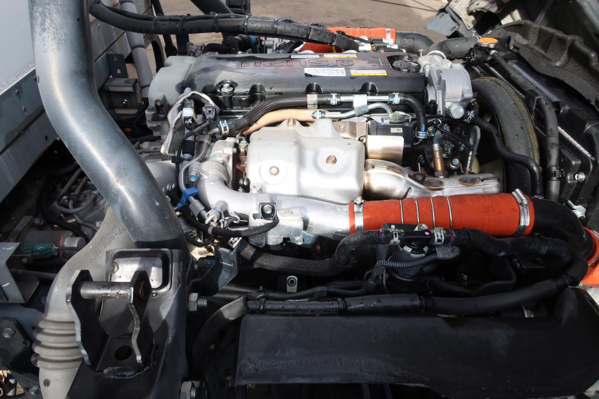 ワイドロング 冷蔵冷凍車 東プレ-5℃ AT車|中古トラックの販売・買取・査定のアイナビ