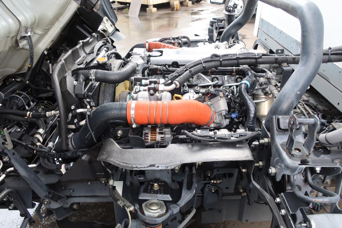 ワイドロング 冷蔵冷凍車 東プレ-5℃ AT車|中古トラックの販売・買取・査定のアイナビ