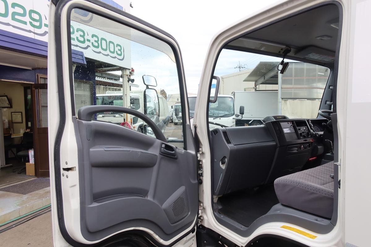 ワイドロング 冷蔵冷凍車 東プレ-5℃ AT車|中古トラックの販売・買取・査定のアイナビ