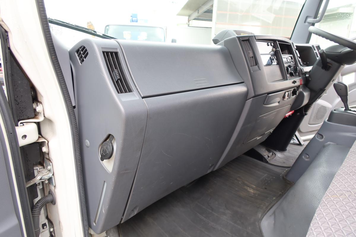 ワイドロング 冷蔵冷凍車 東プレ-5℃ AT車|中古トラックの販売・買取・査定のアイナビ