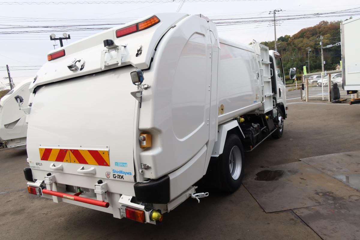 ワイド幅 巻き込みパッカー車 新明和製5.8立米|中古トラックの販売・買取・査定のアイナビ