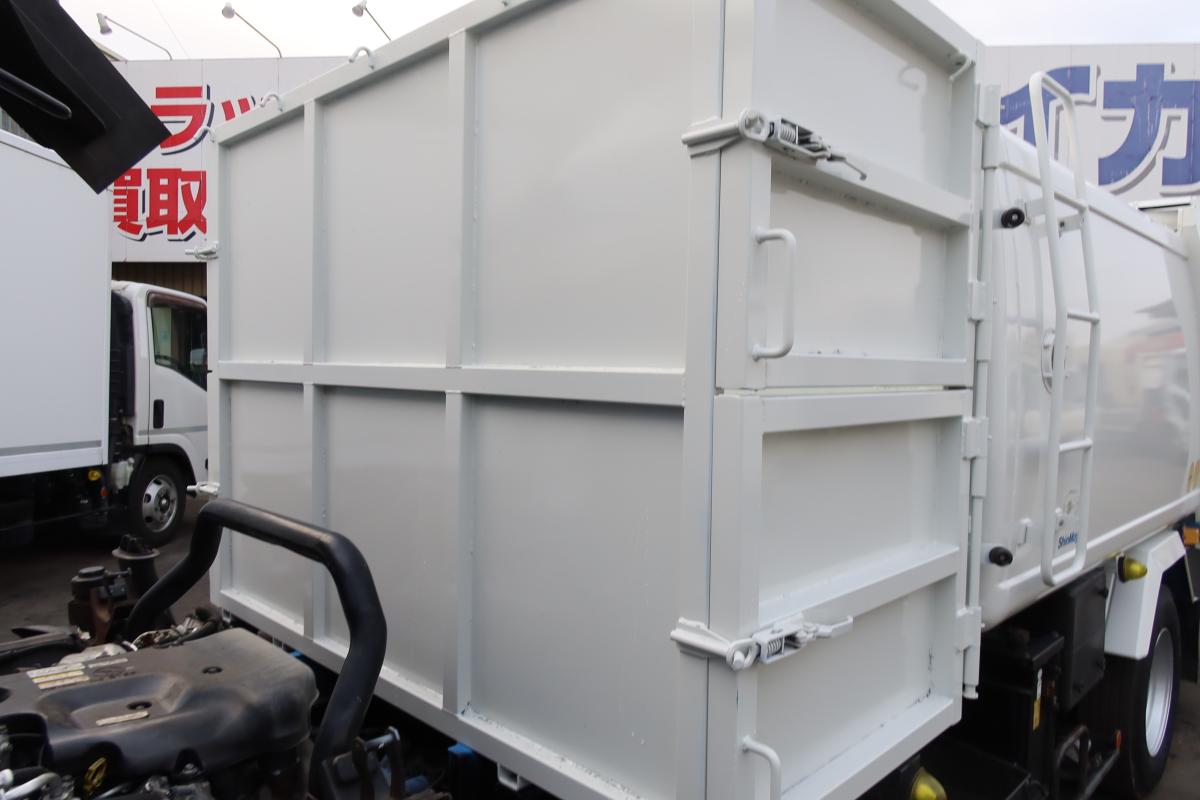 ワイド幅 巻き込みパッカー車 新明和製5.8立米|中古トラックの販売・買取・査定のアイナビ