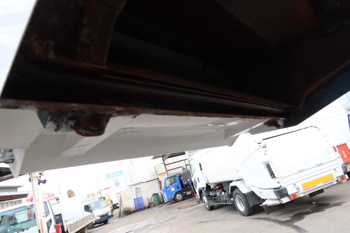 ワイド幅 巻き込みパッカー車 新明和製5.8立米|中古トラックの販売・買取・査定のアイナビ