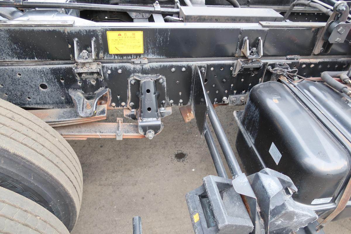 ワイド幅 巻き込みパッカー車 新明和製5.8立米|中古トラックの販売・買取・査定のアイナビ