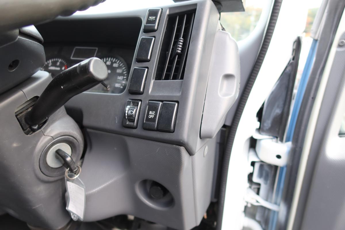 ワイド幅 巻き込みパッカー車 新明和製5.8立米|中古トラックの販売・買取・査定のアイナビ