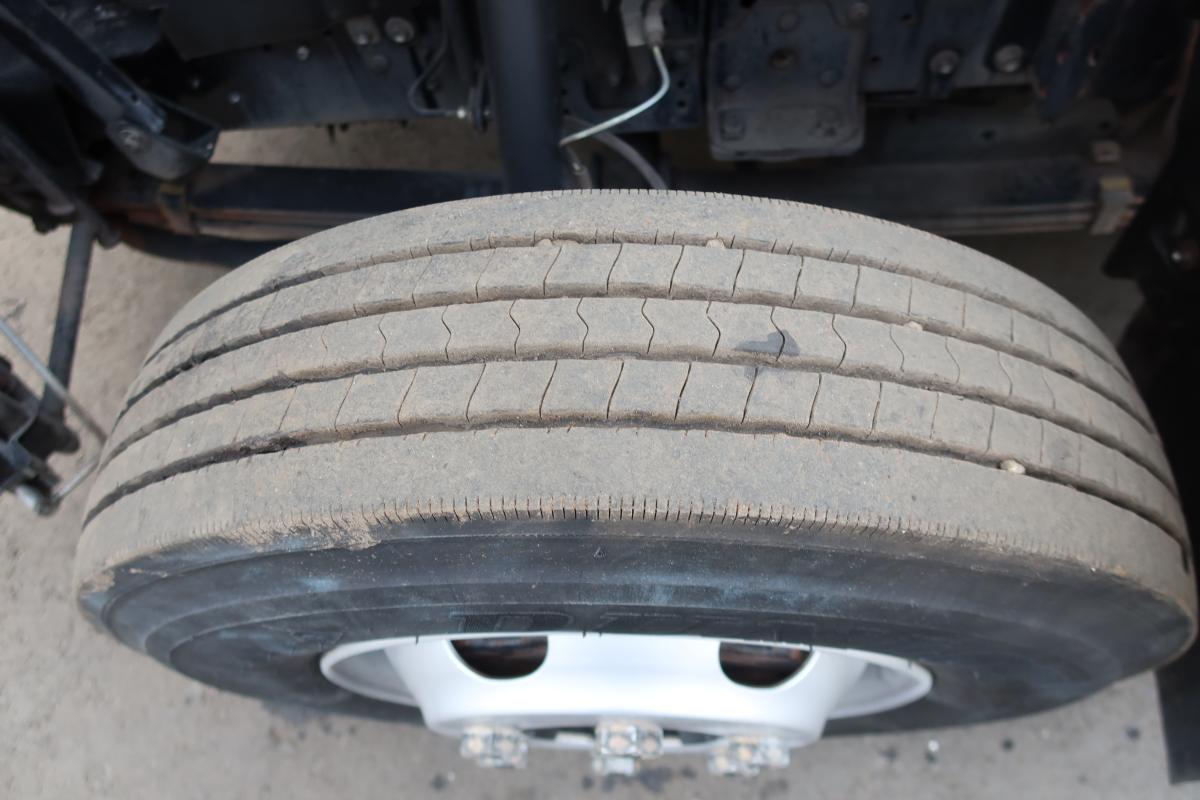 ワイド幅 巻き込みパッカー車 新明和製5.8立米|中古トラックの販売・買取・査定のアイナビ