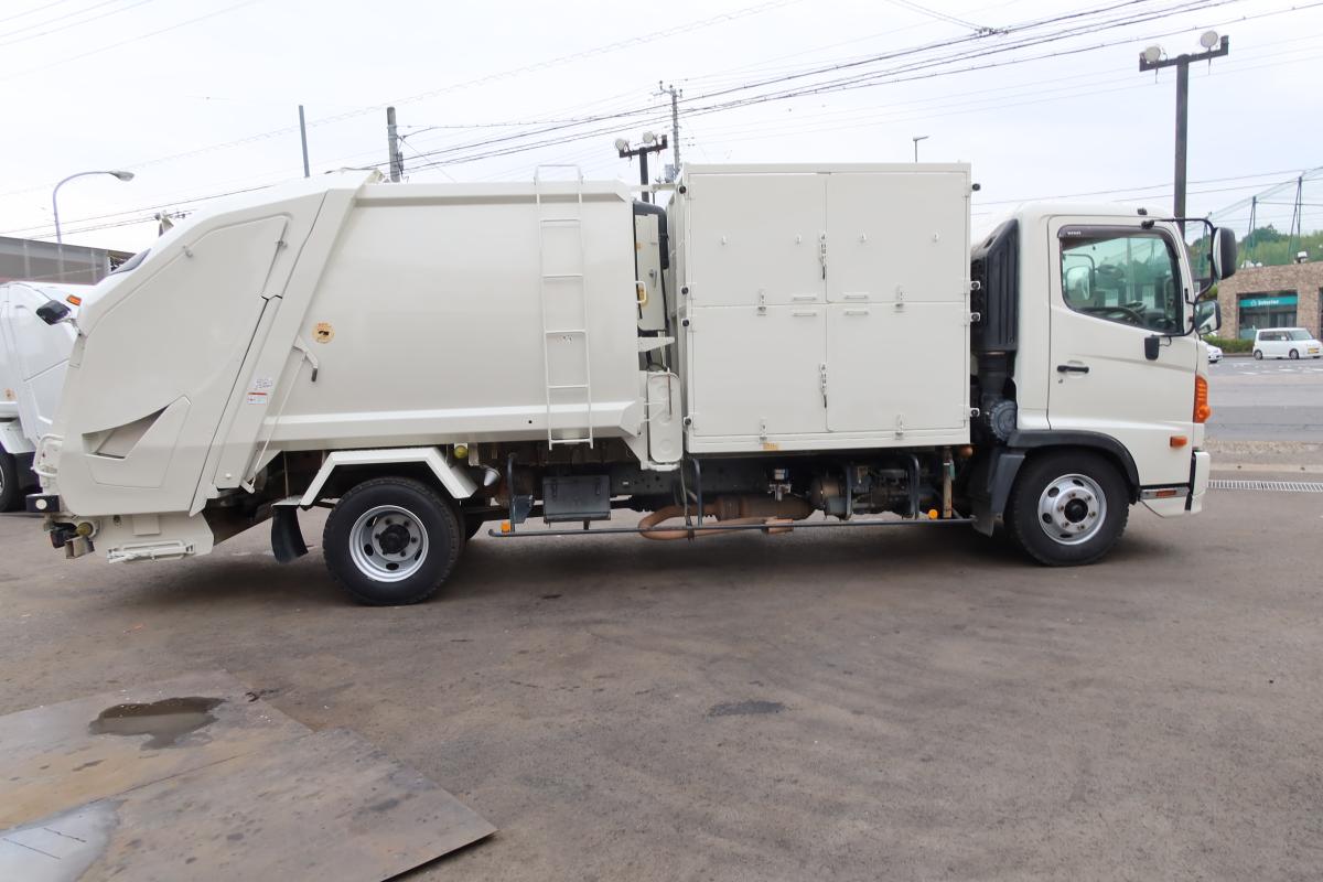 プレス式パッカー車 極東製6.2立米|中古トラックの販売・買取・査定のアイナビ