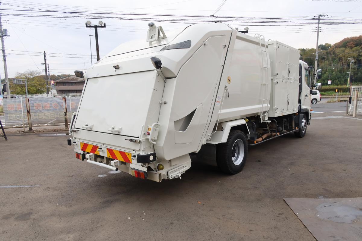 プレス式パッカー車 極東製6.2立米|中古トラックの販売・買取・査定のアイナビ