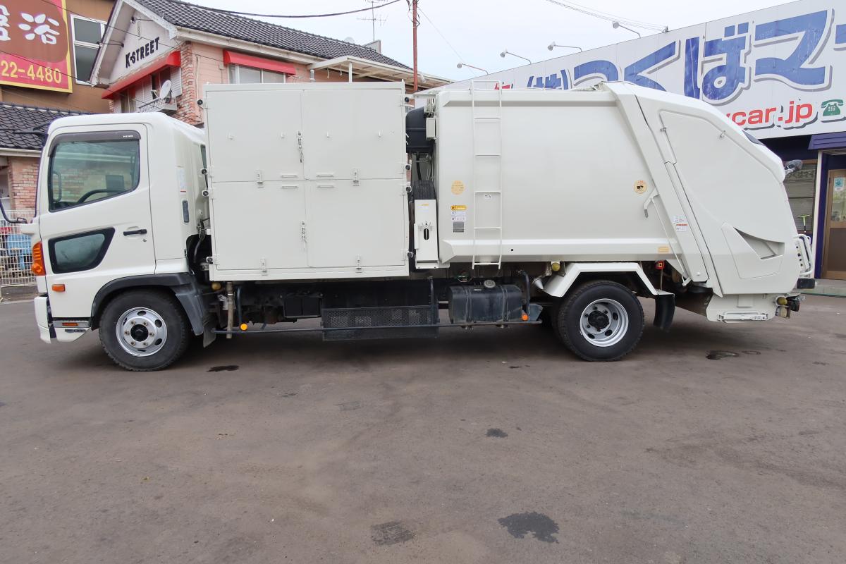 プレス式パッカー車 極東製6.2立米|中古トラックの販売・買取・査定のアイナビ