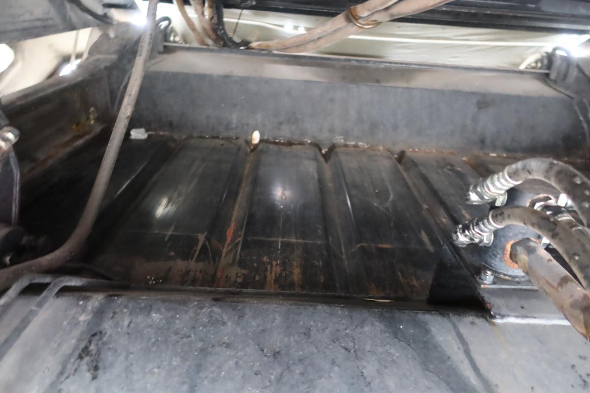 プレス式パッカー車 極東製6.2立米|中古トラックの販売・買取・査定のアイナビ