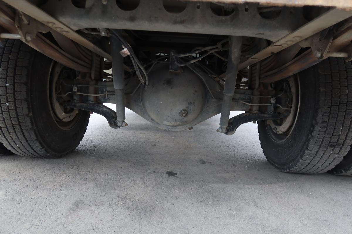 プレス式パッカー車 極東製6.2立米|中古トラックの販売・買取・査定のアイナビ