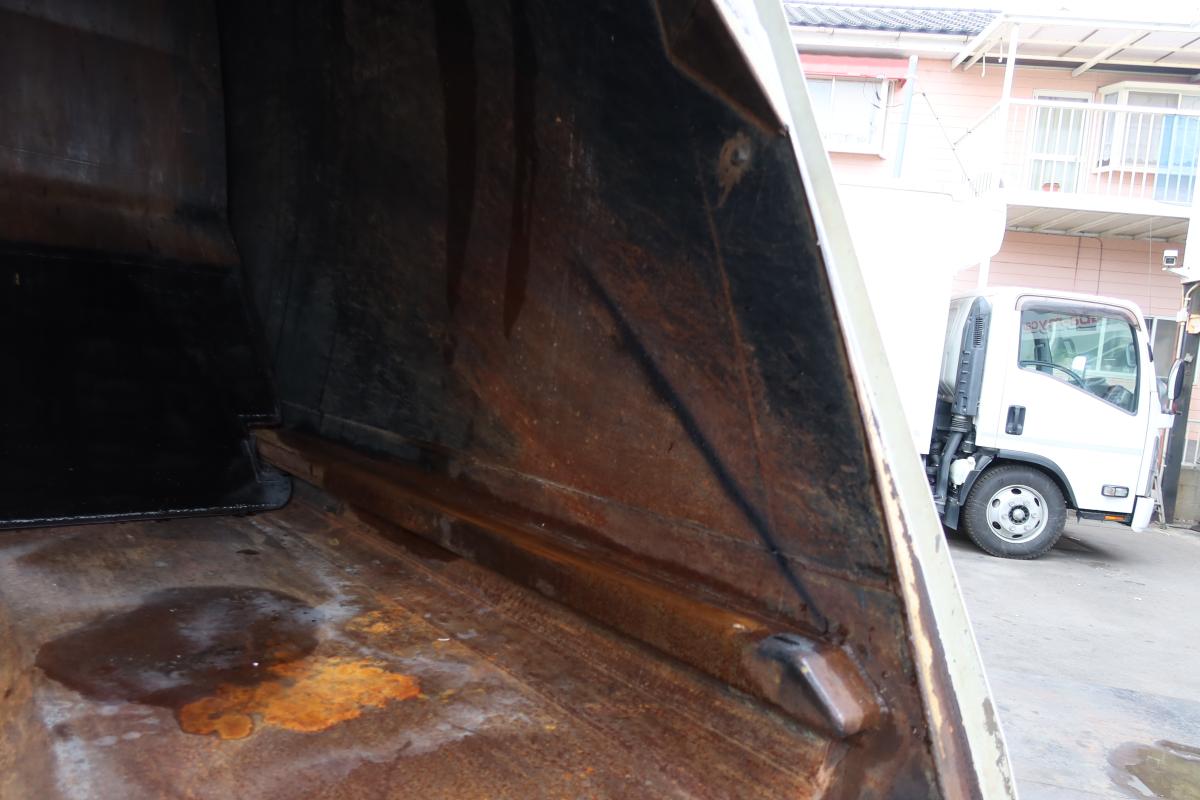 プレス式パッカー車 極東製6.2立米|中古トラックの販売・買取・査定のアイナビ