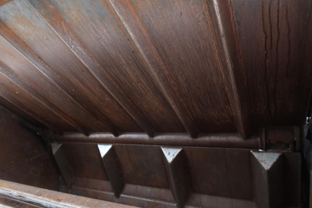 プレス式パッカー車 極東製6.2立米|中古トラックの販売・買取・査定のアイナビ