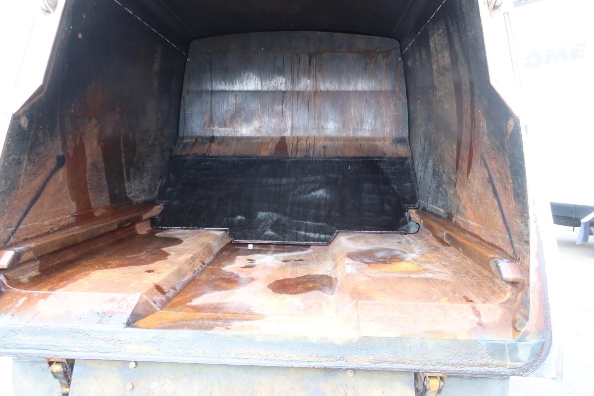 プレス式パッカー車 極東製6.2立米|中古トラックの販売・買取・査定のアイナビ