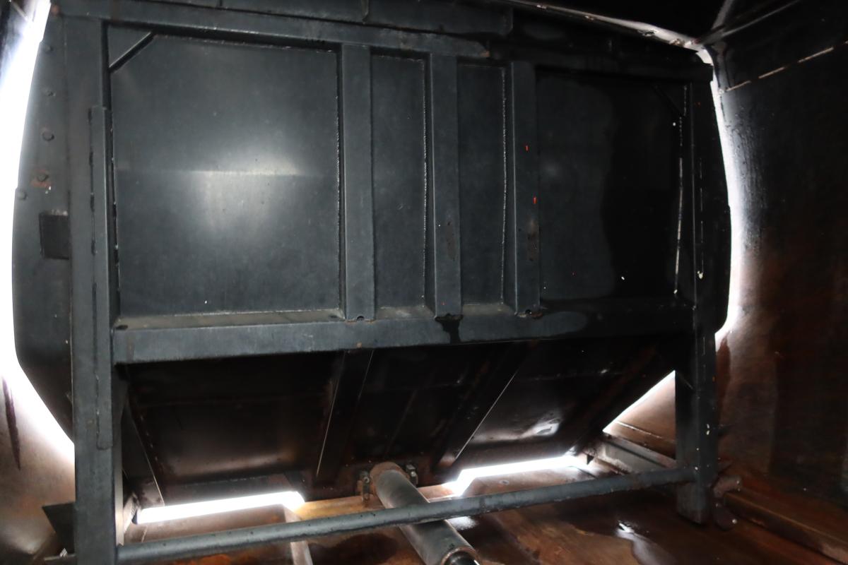 プレス式パッカー車 極東製6.2立米|中古トラックの販売・買取・査定のアイナビ