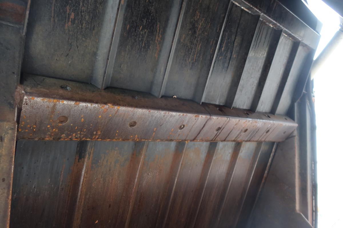 プレス式パッカー車 極東製6.2立米|中古トラックの販売・買取・査定のアイナビ