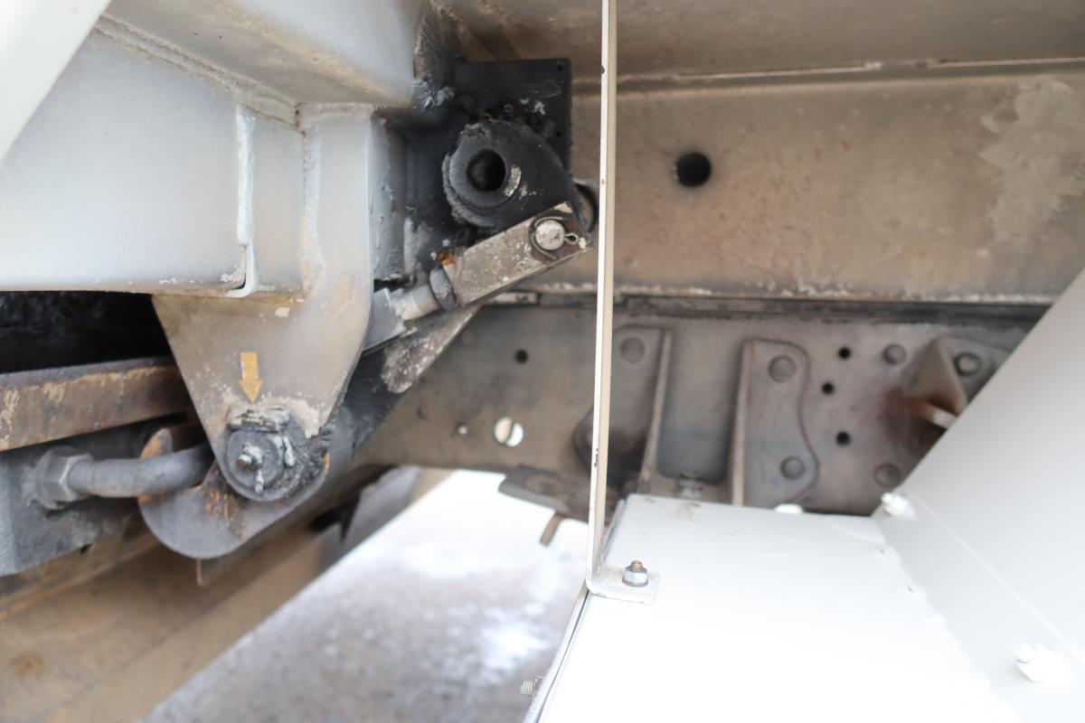 プレス式パッカー車 極東製6.2立米|中古トラックの販売・買取・査定のアイナビ