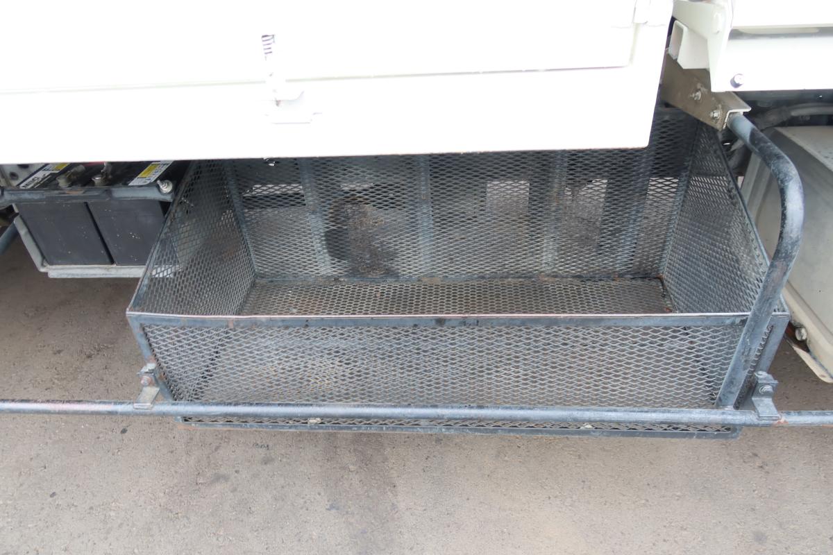 プレス式パッカー車 極東製6.2立米|中古トラックの販売・買取・査定のアイナビ