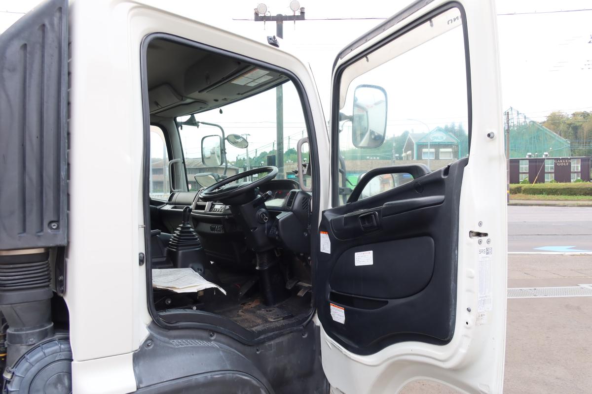 プレス式パッカー車 極東製6.2立米|中古トラックの販売・買取・査定のアイナビ