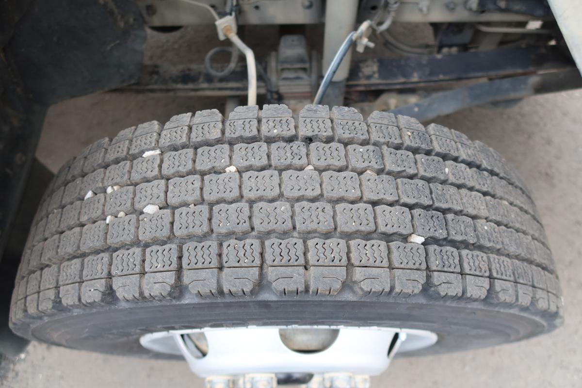 プレス式パッカー車 極東製6.2立米|中古トラックの販売・買取・査定のアイナビ