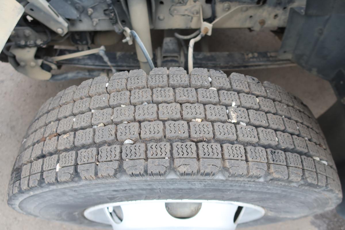 プレス式パッカー車 極東製6.2立米|中古トラックの販売・買取・査定のアイナビ