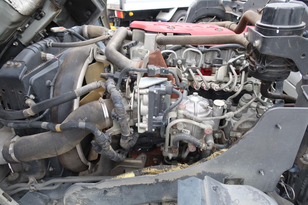 プレス式パッカー車 極東製6.2立米|中古トラックの販売・買取・査定のアイナビ