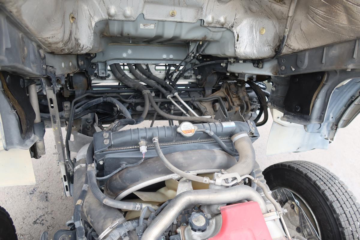 プレス式パッカー車 極東製6.2立米|中古トラックの販売・買取・査定のアイナビ