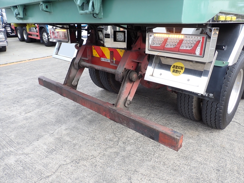 【352202】いすゞ ギガ 新明和製土砂ダンプ　格納リヤバンパー付|中古トラックの販売・買取・査定のアイナビ