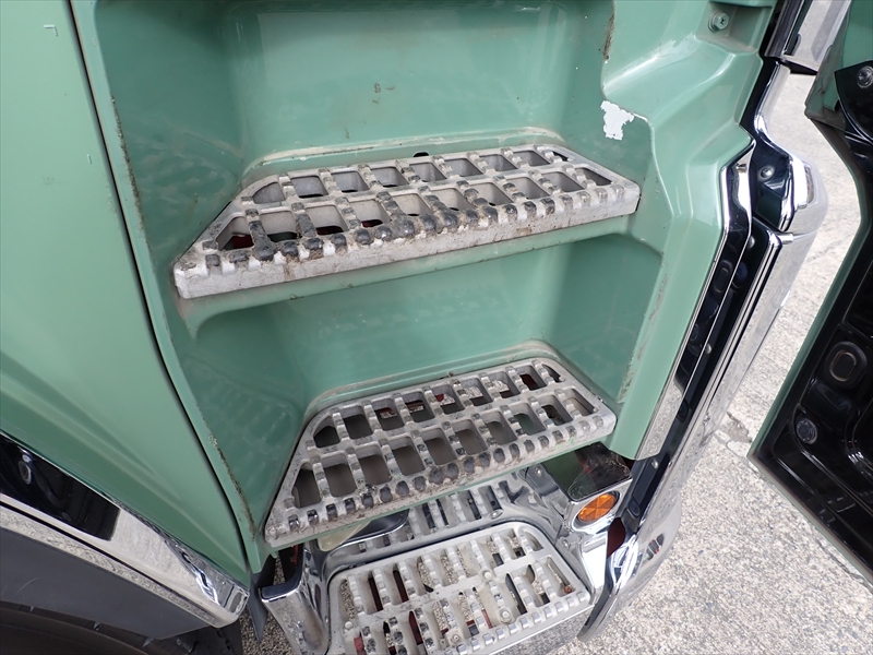 【352202】いすゞ ギガ 新明和製土砂ダンプ　格納リヤバンパー付|中古トラックの販売・買取・査定のアイナビ