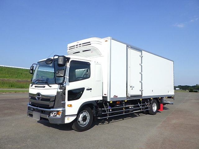 日野 令和7年式 冷凍バン格納ゲート|中古トラックの販売・買取・査定のアイナビ