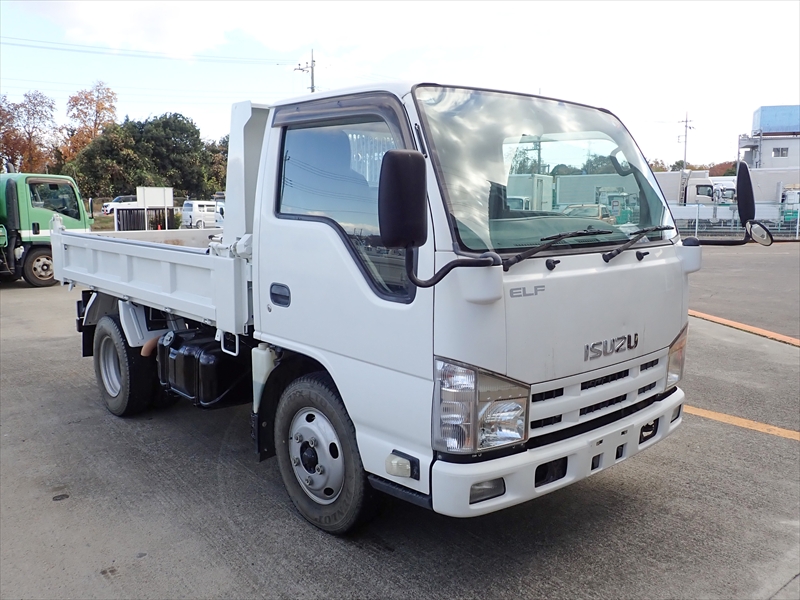 【349738】いすゞ エルフ 土砂ダンプ 自動シート付|中古トラックの販売・買取・査定のアイナビ